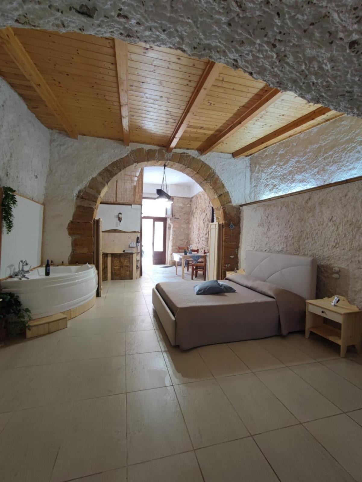 La Suite Del Campanile Sciacca Exterior photo